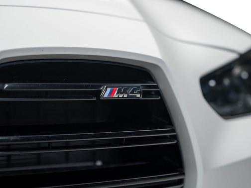 Frozen Brilliant White Metallic 2024 BMW M4 Base