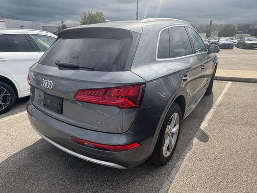 2020 Audi Q5 45 Premium