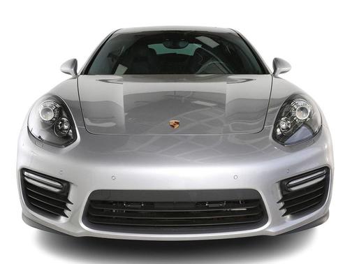 2016 Porsche Panamera GTS