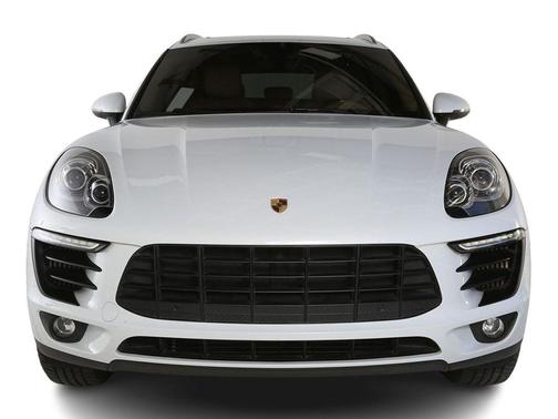 Carrara White Metallic 2016 Porsche Macan Macan S