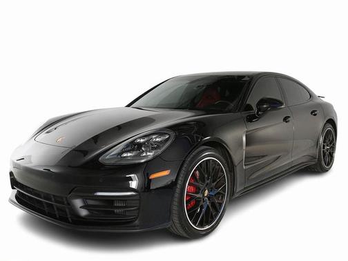 2022 Porsche Panamera 4 Platinum Edition
