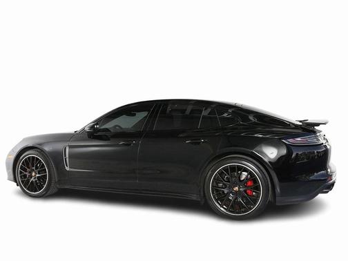 2022 Porsche Panamera 4 Platinum Edition