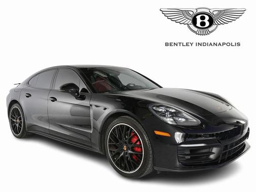 2022 Porsche Panamera 4 Platinum Edition