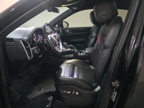 2020 Porsche Cayenne Base