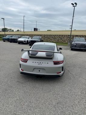 Chalk 2018 Porsche 911 GT3