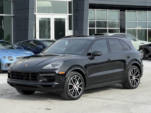 2021 Porsche Cayenne Turbo