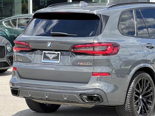 2023 BMW X5 M50i