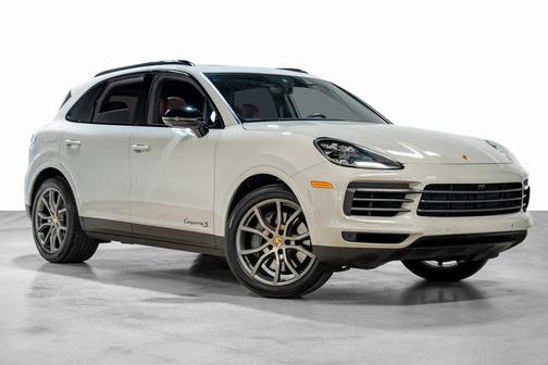 2022 Porsche Cayenne Platinum Edition