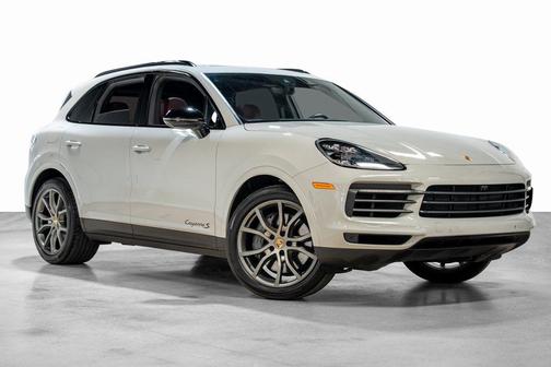 2022 Porsche Cayenne Platinum Edition