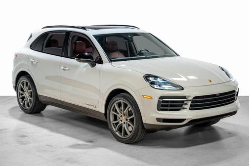 2022 Porsche Cayenne Platinum Edition