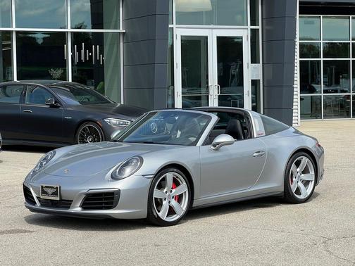 GT Silver Metallic 2017 Porsche 911 Targa 4S