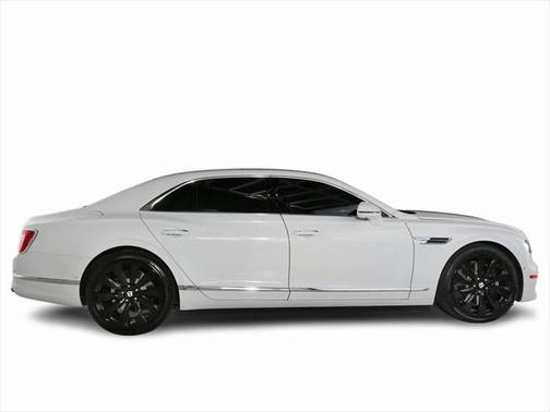 2022 Bentley Flying Spur V8