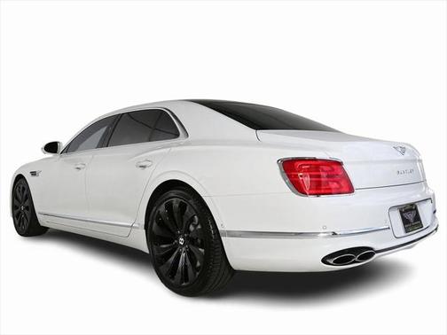 2022 Bentley Flying Spur V8