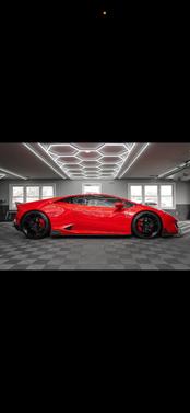 2017 Lamborghini Huracan LP580-2