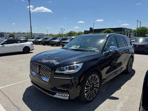 Infinite Black Metallic Clearcoat 2022 Lincoln Aviator Black Label AWD