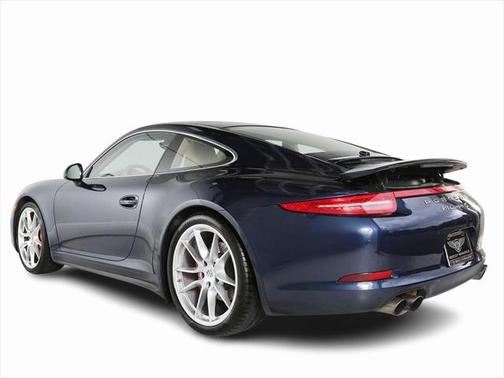 2015 Porsche 911 Carrera 4S