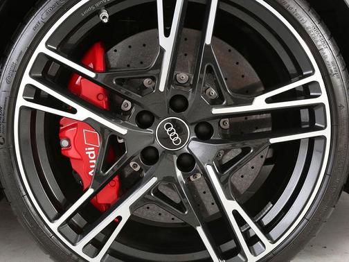 Daytona Gray Pearl Effect 2022 Audi R8 V10 performance quattro S tronic