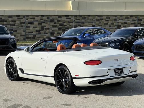2021 Bentley Continental GT V8