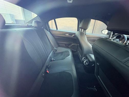 2018 Alfa Romeo Giulia Quadrifoglio