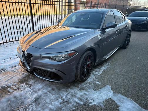 2018 Alfa Romeo Giulia Quadrifoglio