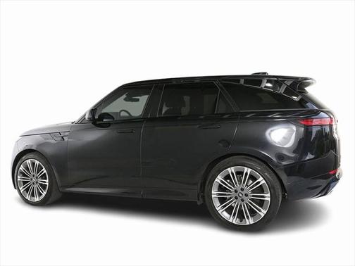 2023 Land Rover Range Rover Sport SE