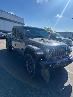 Sting-Gray Clearcoat 2022 Jeep Gladiator Rubicon