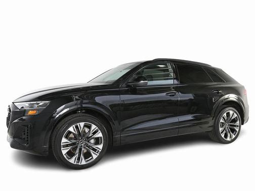 2025 Audi Q8 55 Premium