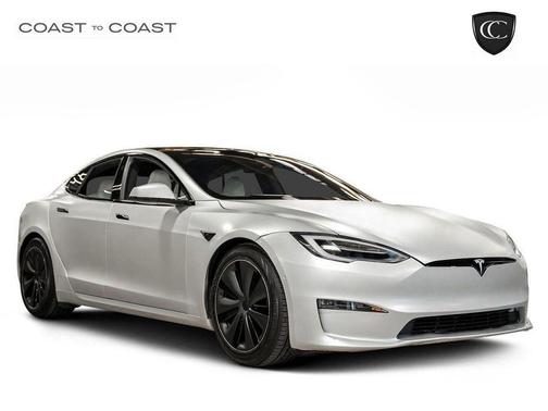 2022 Tesla Model S Base