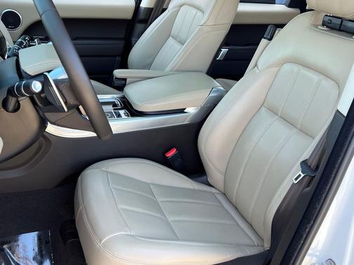 White 2022 Land Rover Range Rover Sport HSE Silver Edition