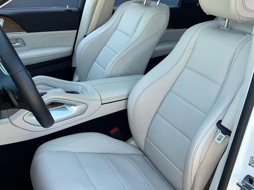 Polar White 2022 Mercedes-Benz GLE 450 4MATIC