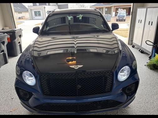 Blue 2022 Bentley Bentayga V8
