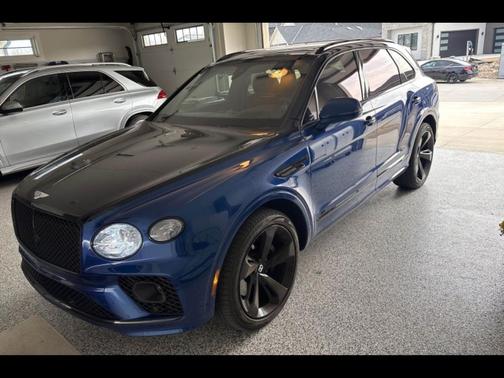 Blue 2022 Bentley Bentayga V8