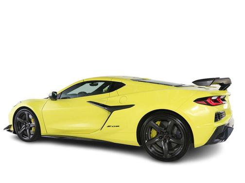 Accelerate Yellow Metallic 2023 Chevrolet Corvette Z06