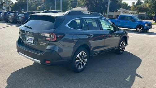 2025 Subaru Outback Touring