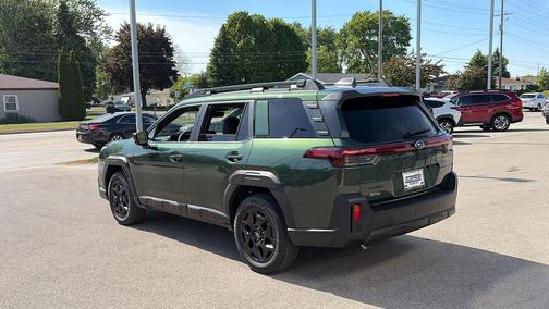 Deep Emerald Green Pearl 2026 Subaru Outback Limited