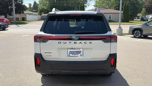 Crystal White Pearl 2026 Subaru Outback Limited
