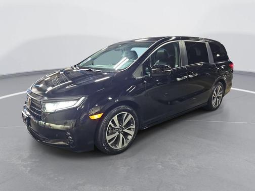 Crystal Black Pearl 2023 Honda Odyssey Touring