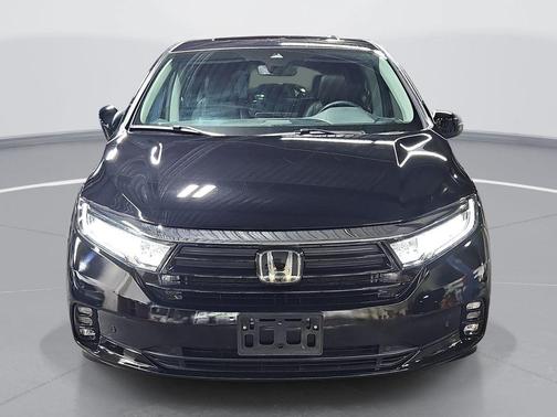 Crystal Black Pearl 2023 Honda Odyssey Touring