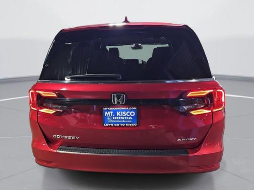 Radiant Red Metallic II 2023 Honda Odyssey Sport