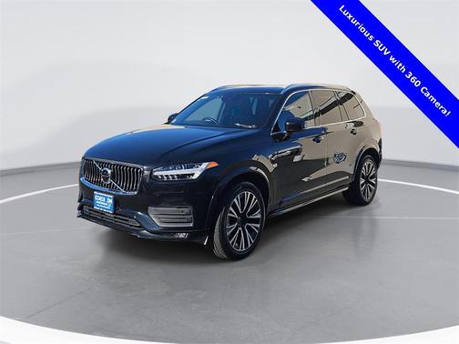 2022 Volvo XC90 T6 Momentum 7 Passenger