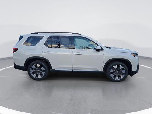 Platinum White Pearl 2026 Honda Pilot Touring