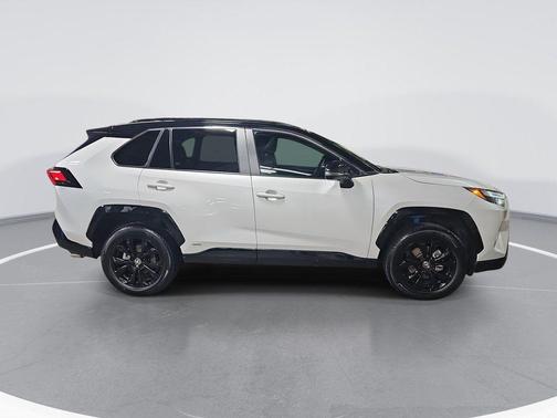 2024 Toyota RAV4 Hybrid XSE
