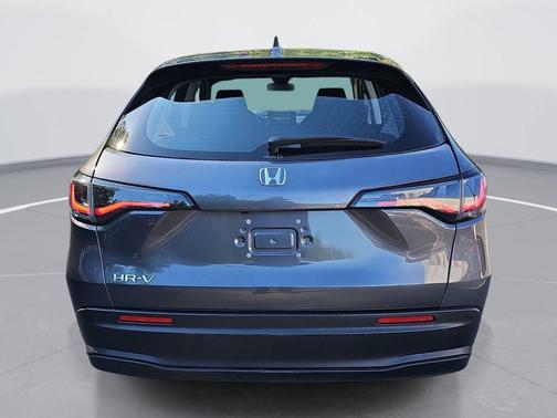 Modern Steel Metallic 2024 Honda HR-V LX