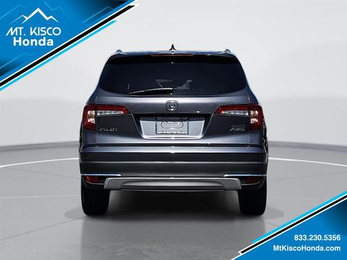 2021 Honda Pilot Touring 8-Passenger