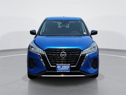 2023 Nissan Kicks S