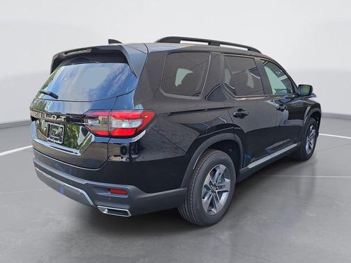 Crystal Black Pearl 2026 Honda Pilot EX-L