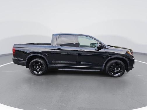Black 2024 Honda Ridgeline Black Edition
