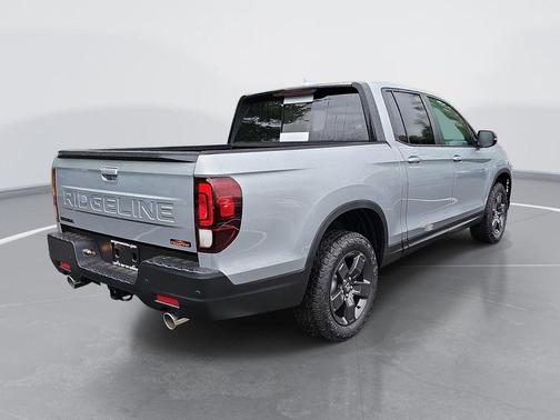Solar Silver Metallic 2026 Honda Ridgeline TrailSport