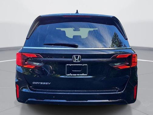 Crystal Black Pearl 2026 Honda Odyssey EX-L