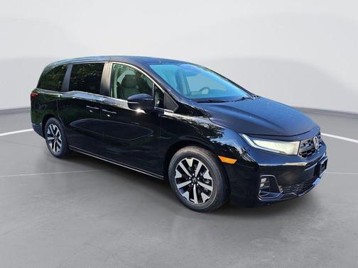 Crystal Black Pearl 2026 Honda Odyssey EX-L